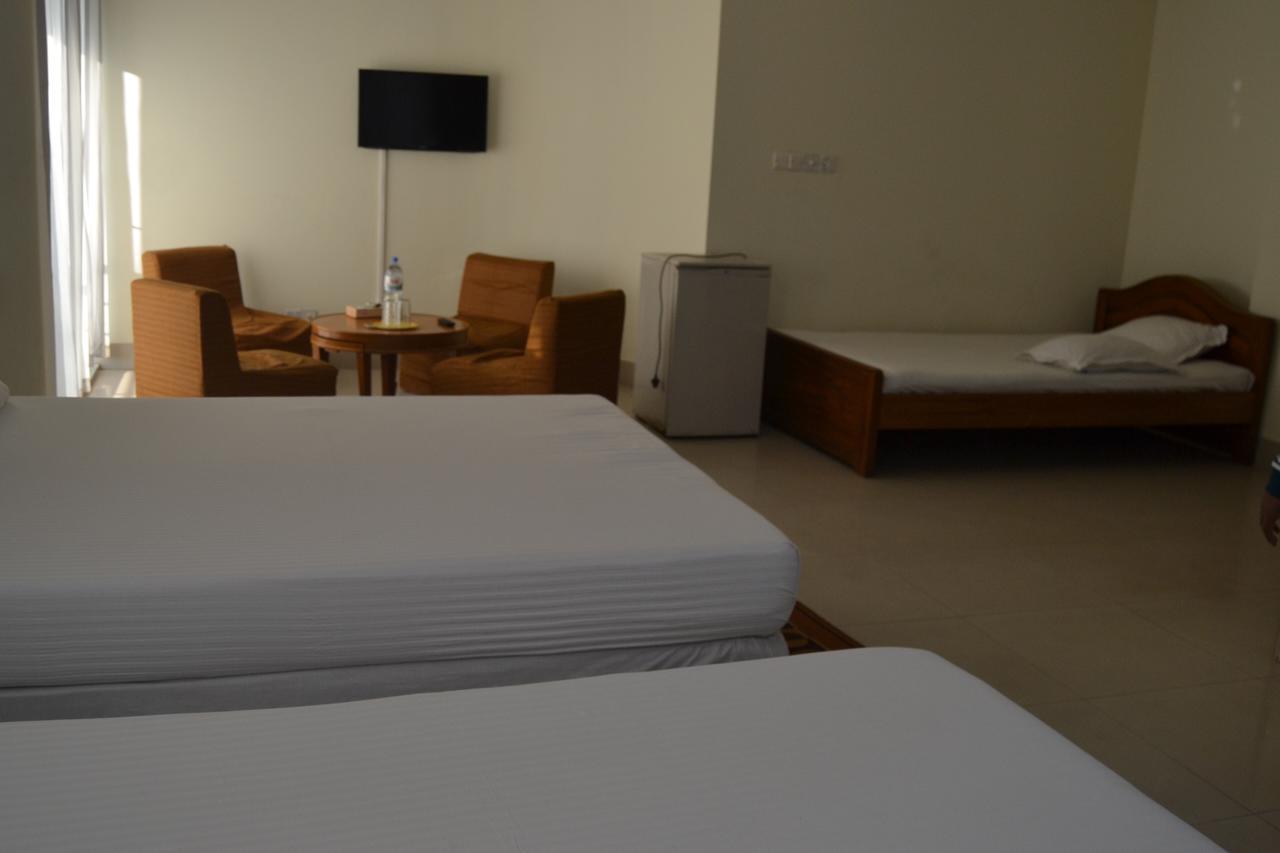 Hotel Marine Plaza ค็อกเซสบาซาร์ ภายนอก รูปภาพ
